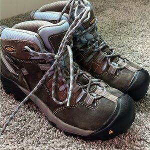 Keen Gray and Blue Hiking Boots 7.5 Women’s